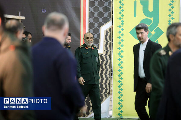 مراسم گرامیداشت شهید سیدحسن نصرالله همزمان با تشییع شهدا در لبنان - تهران