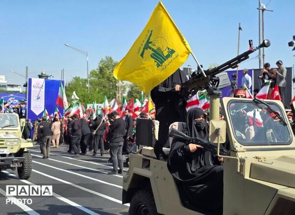 قدم‌های استوار دختران تهران؛ روایتی از شور، همدلی و امید