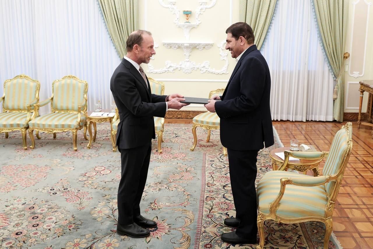 سفرای ۹ کشور استوارنامه‌های خود را تقدیم کردند