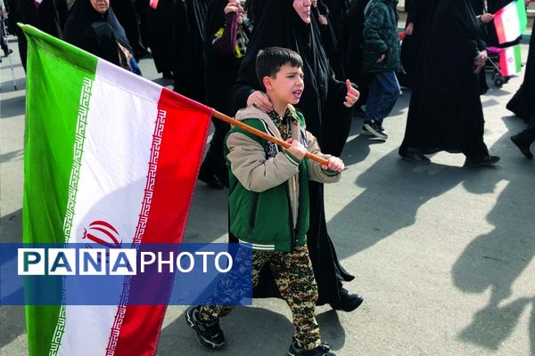 22بهمن در اسلامشهر؛ خیابان‌ها در آغوش انقلاب