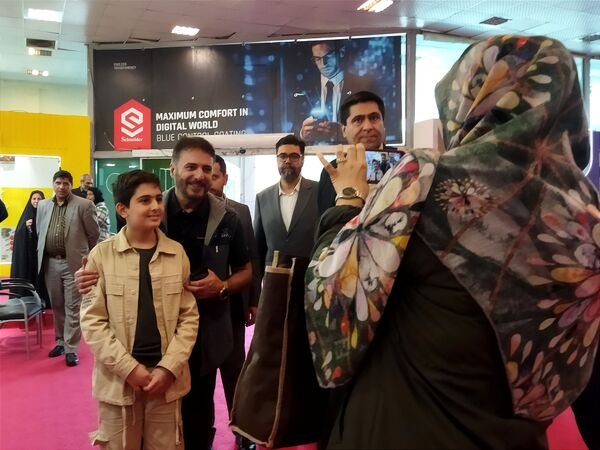 نمایشگاه یاریگران زندگی باحضور مسئولان و چهره‌های فرهنگی و ورزشی کشور