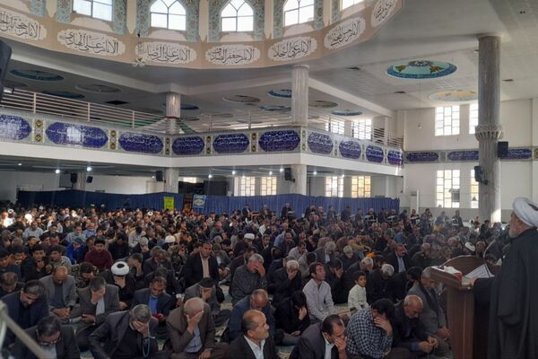 نماز جمعه امید دل‌های خسته برای مؤمنان 