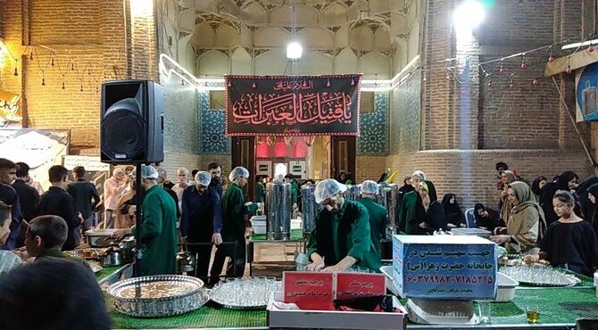 خادمان چایخانه حضرت زهرا (س) میزبان اجتماعات مردمی 