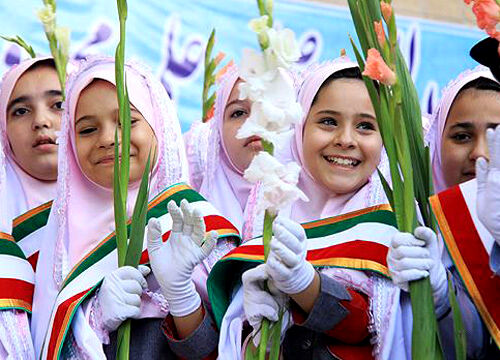 دختران ایران، طراحان فردای ایران