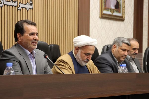نشست هم‌اندیشی فرهنگیان تربت‌حیدریه با محوریت نهضت مدرسه‌سازی