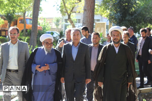 آیین غبارروبی مزار شهدای گمنام شهرستان سملقان در حضور مسئولین