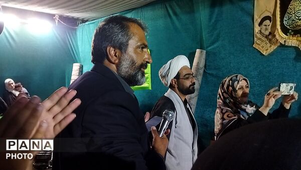 مراسم عروسی دو جوان نیشابوری در مهمانی کیلومتری  عید غدیر خم 