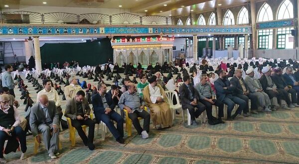 رزمایش اهدا لوازم التحریر به دانش‌آموزان در قائمشهر