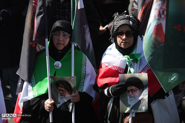 چهلمین روز شهادت رهبر شهید انقلاب اسلامی - تهران