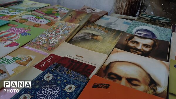فعالیت مجموعه مردم‌نهاد مسجد جامع کمالشهر در حوزه کتابخوانی