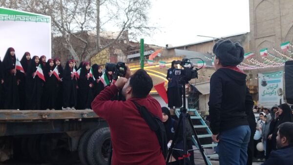 جشن میلاد حضرت مهدی ( عج) و اعیاد شعبانیه در خیابان امام خمینی نیشابور 