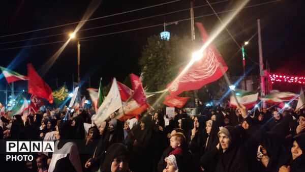 حضور حماسی نورآبادی‌ها در صد و نودمین موج بیعت