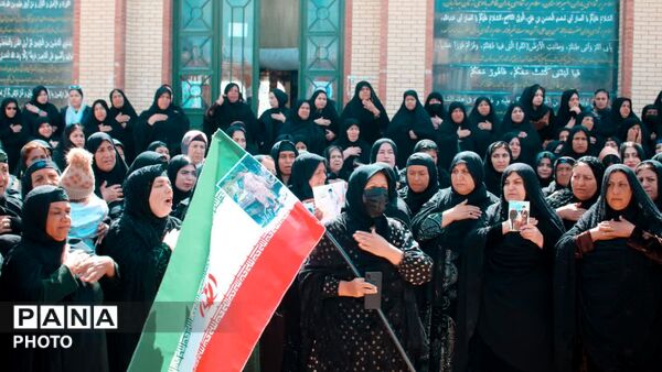 دیار آریوبرزن، پیکر فرزند دلیر خود را در آغوش گرفت