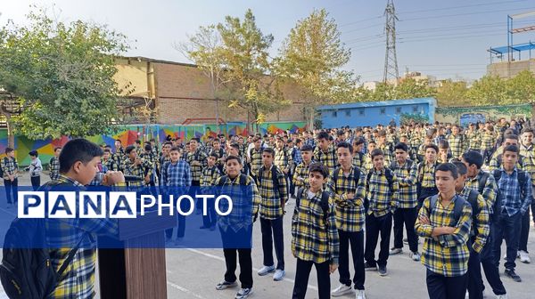 شروع سال تحصیلی در دبیرستان متوسطه اول عبدالحسین قفلی