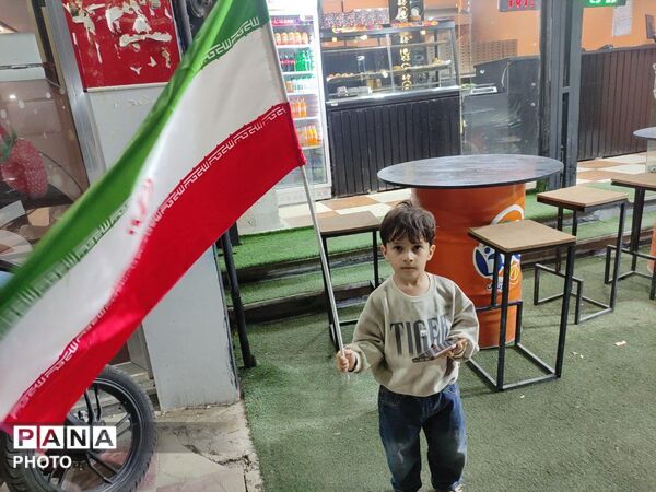 پاهایی که از ایستادن خسته نمی‌شوند