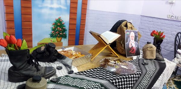 کلاس آمادگی و دفاعی با رنگ و بوی شهدا در دبیرستان فاطمیه