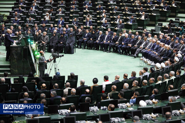 مراسم پاسداشت شهدای خدمت در مجلس