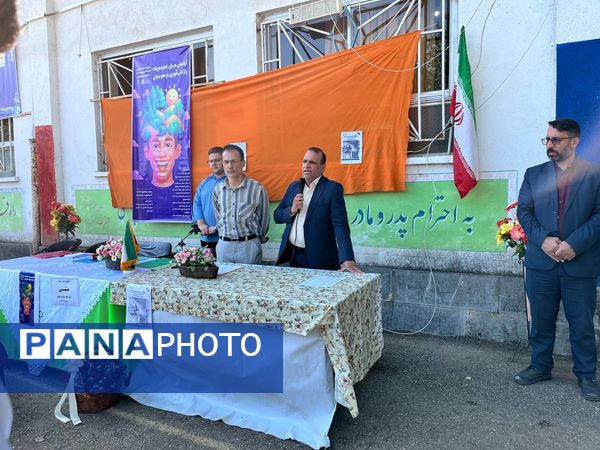 انتخابات همیار مشاور در مدرسه شهدای لطیفی 