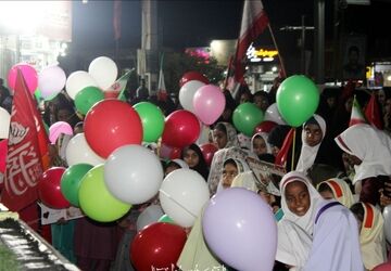 حضور کودکان و نوجوانان در تجمعات شبانه رودان