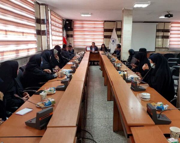 جلسه هم‌اندیشی معاونان و مربیان پرورشی و فرهنگی شهرستان فیروزکوه