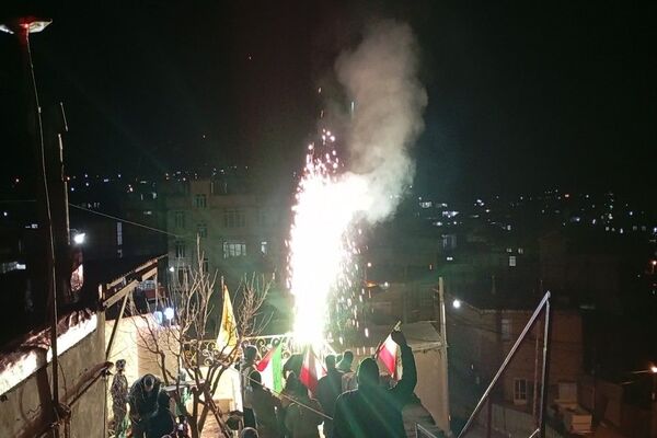 طنین گلبانگ نوای« اللّه اکبر » شب ۲۲بهمن  در شهر بار نیشابور