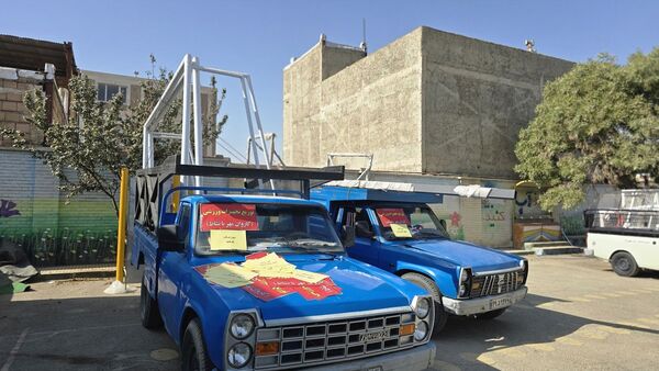 اقلام ورزشی کاروان نشاط به مدارس شهرستان نظرآباد ارسال شد