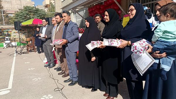 افتتاحیه طرح آهن یاری در دبیرستان کوثر فرهنگیان