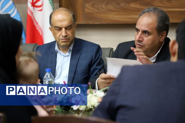 دیدار مردمی مدیرکل آموزش و پرورش آذربایجان شرقی در آستانه بازگشایی مهر