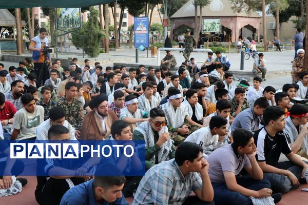 پویندگان پسر دوره ولایت (ایرانیوم ) در گلستان شهدای اصفهان 