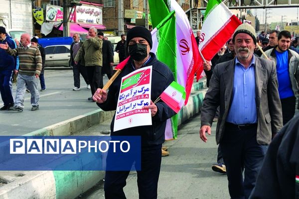 22بهمن در اسلامشهر؛ خیابان‌ها در آغوش انقلاب