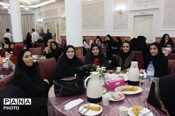 مراسم بزرگداشت روز معلم در تالار معلم ناحیه یک مشهد