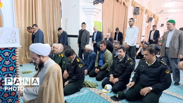 نخستین نماز جمعه ماه مبارک رمضان در شهرستان خلیل‌آباد 