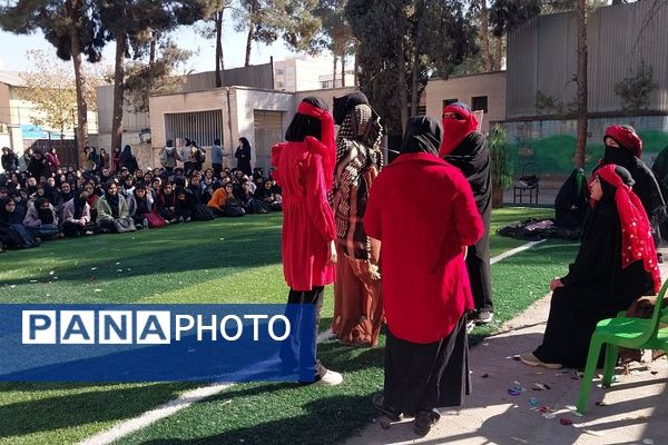 مراسم سوگواری شهادت حضرت فاطمه(س) در مدارس ناحیه 2 بهارستان