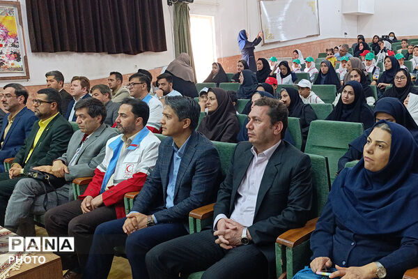 تقدیر از سفیران سلامت خراسان شمالی 