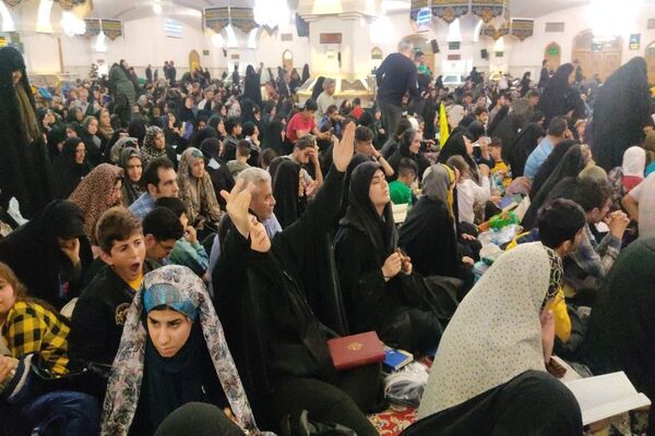 مراسم سومین شب قدر در بارگاه  ملکوتی حضرت امام رضا(ع)
