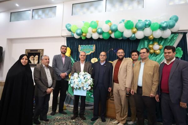 تجلیل از خیر مدرسه‌ساز دبستان دخترانه شاهد پوررضایی