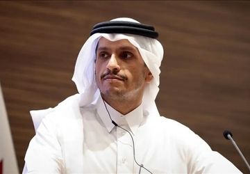 دیدار وزیر خارجه قطر با عراقچی و لاریجانی در تهران