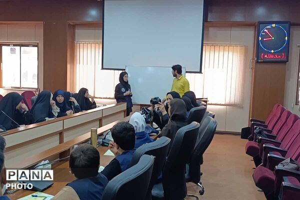 برگزاری کارگاه آموزش عکاسی با موبایل ویژه خبرنگاران پانا در صداوسیمای خراسان شمالی