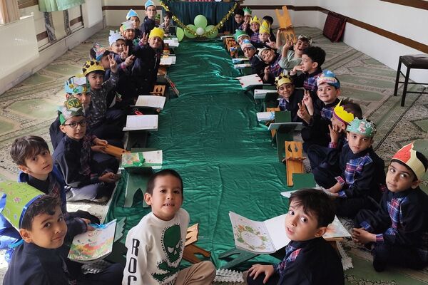 برگزاری جشن قرآن در دبستان هیات امنایی قلنبر ناحیه 2 شهرری 