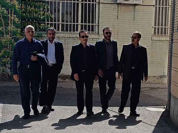 زیارت دسته جمعی معلمان در حریم قدس رضوی 