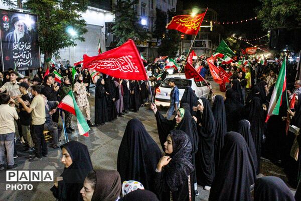 قاب‌هایی از همبستگی مردم زنجان در هفته دفاع مقدس