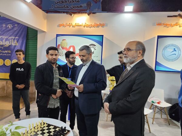 فعالیت غرفه منطقه ۱۰ شهرداری مشهد مقدس در جشنواره خانواده ورزش 