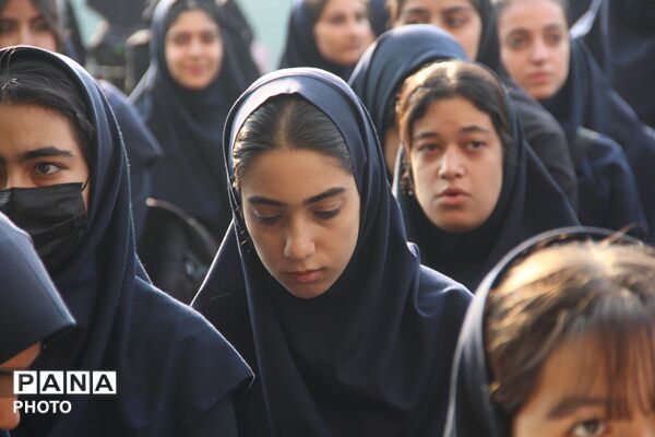 حضور خادمان‌ امام رضا (ع) در هنرستان شهدای سایپا اسلامشهر