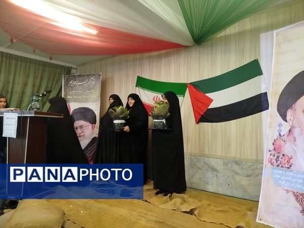 یادواره شهدا در دبیرستان شاهد فاطمیه مشهد