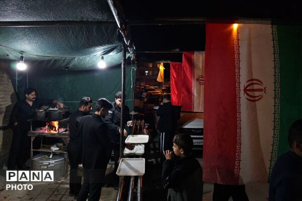 مراسم شب سوم قدر در مسجد امام رضا(ع) شهرستان لردگان