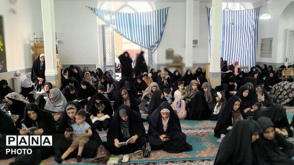 مراسم دعای عرفه در مسجد صاحب الزمان شهرستان کوهدشت