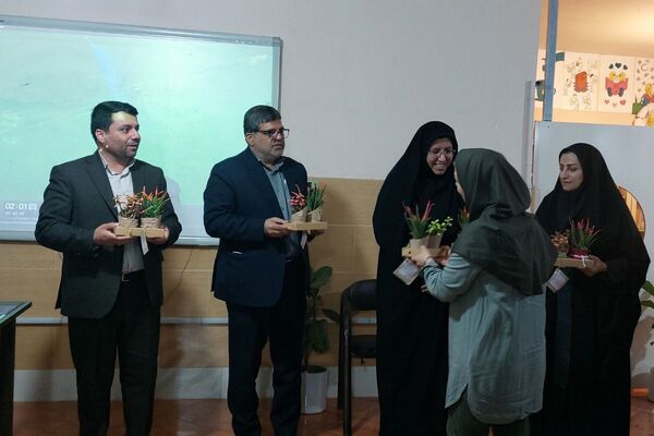 افتتاحیه طرح گلستان زندگی  دبیرستان شهدای هسته‌ای قرچک 
