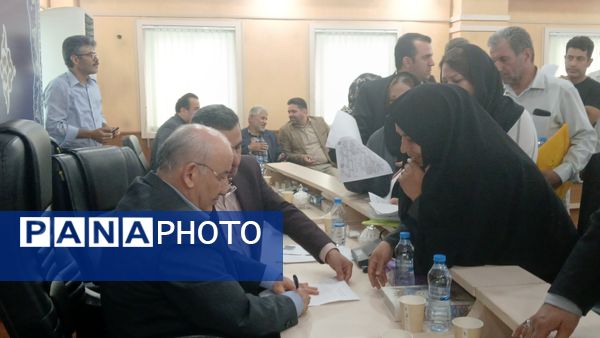 ملاقات مردمی استاندار مازندران با شهروندان محمودآباد