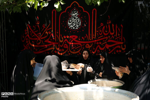 مراسم تشییع پیکر مطهر رهبر شهید انقلاب در تهران - 1
