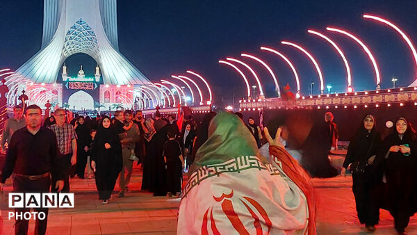 محرم‌شهر آغاز همدلی زائران اربعین در میدان آزادی